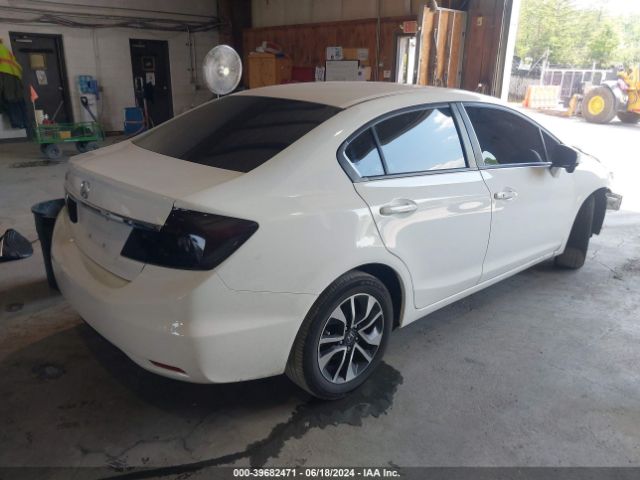 Photo 3 VIN: 19XFB2F8XEE272311 - HONDA CIVIC 