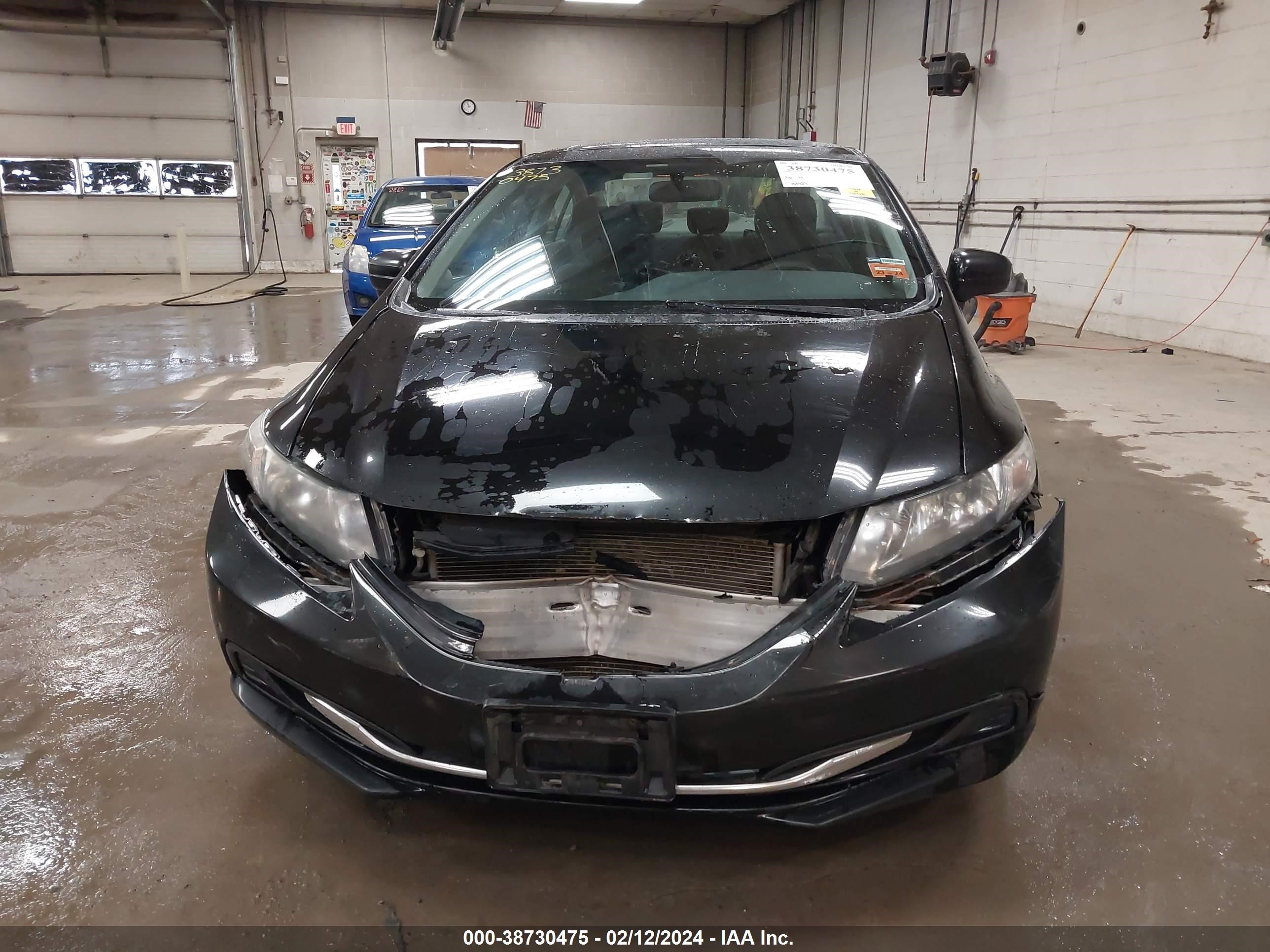 Photo 5 VIN: 19XFB2F8XFE063667 - HONDA CIVIC 