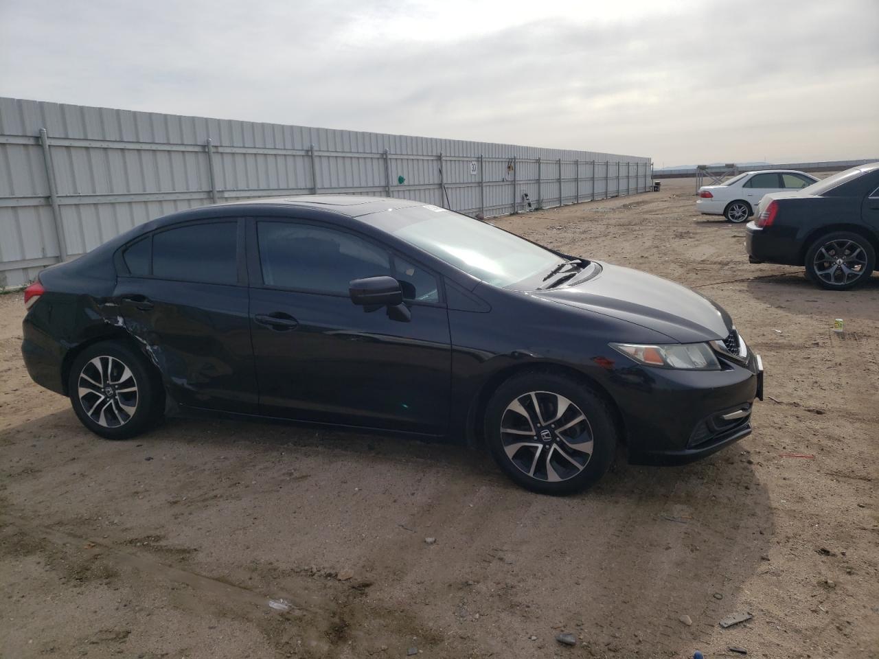 Photo 3 VIN: 19XFB2F8XFE281625 - HONDA CIVIC 