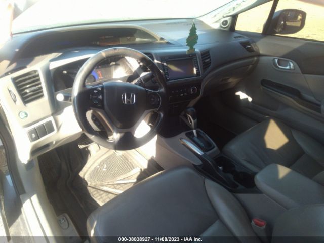 Photo 4 VIN: 19XFB2F90CE308027 - HONDA CIVIC SDN 