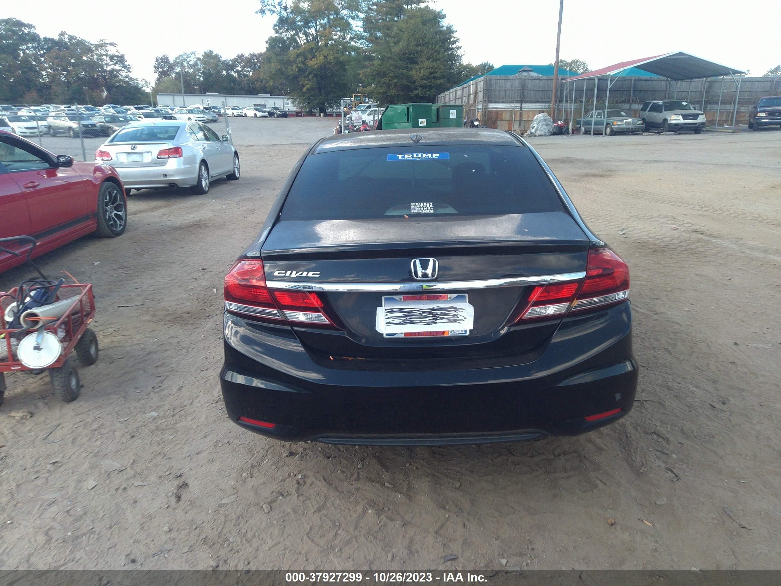 Photo 15 VIN: 19XFB2F90DE204462 - HONDA CIVIC 