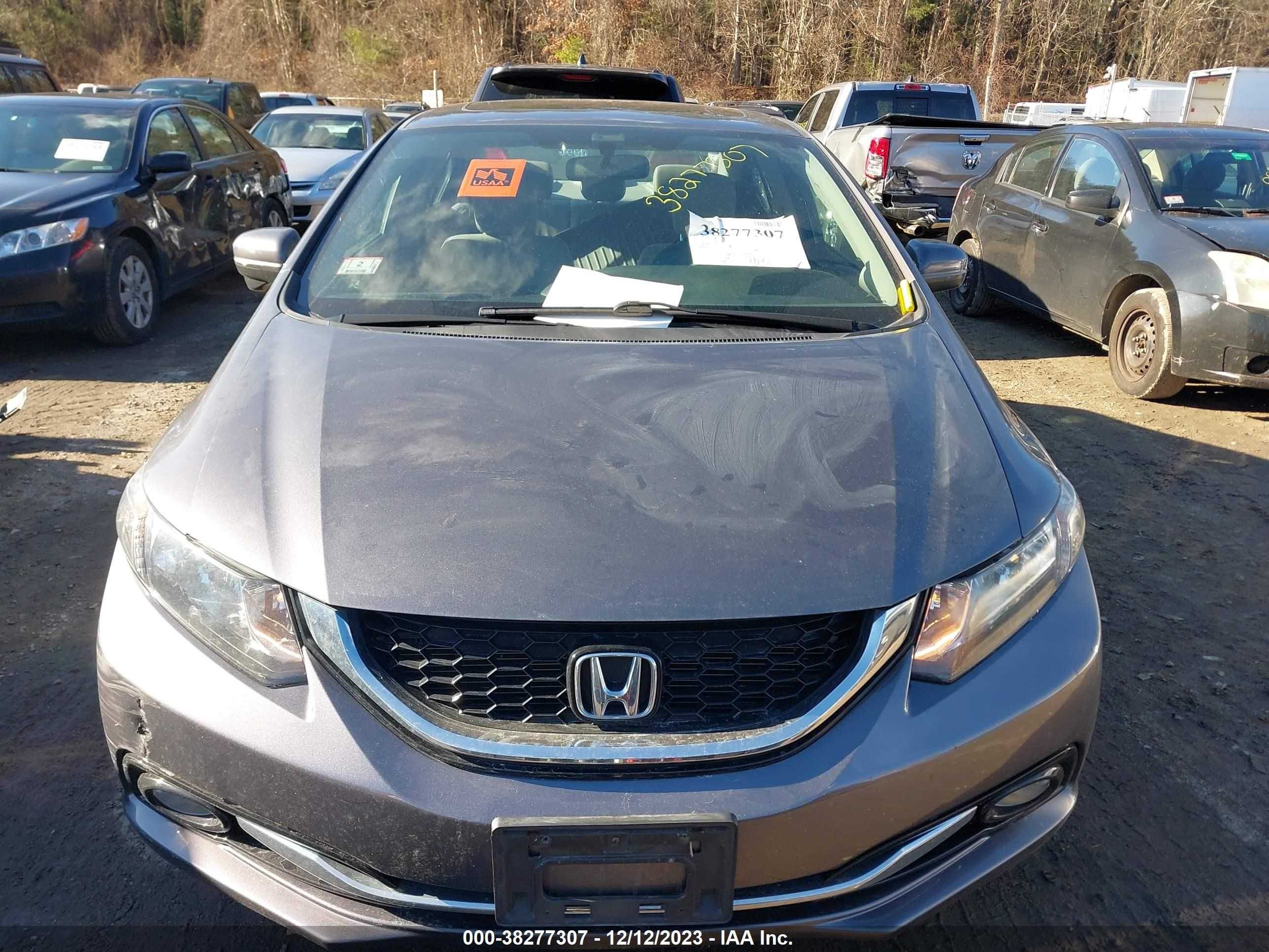 Photo 11 VIN: 19XFB2F90FE239117 - HONDA CIVIC 