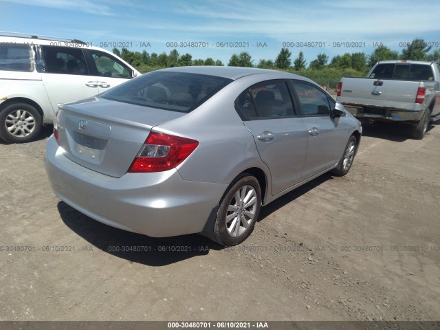 Photo 3 VIN: 19XFB2F91CE093323 - HONDA CIVIC SDN 