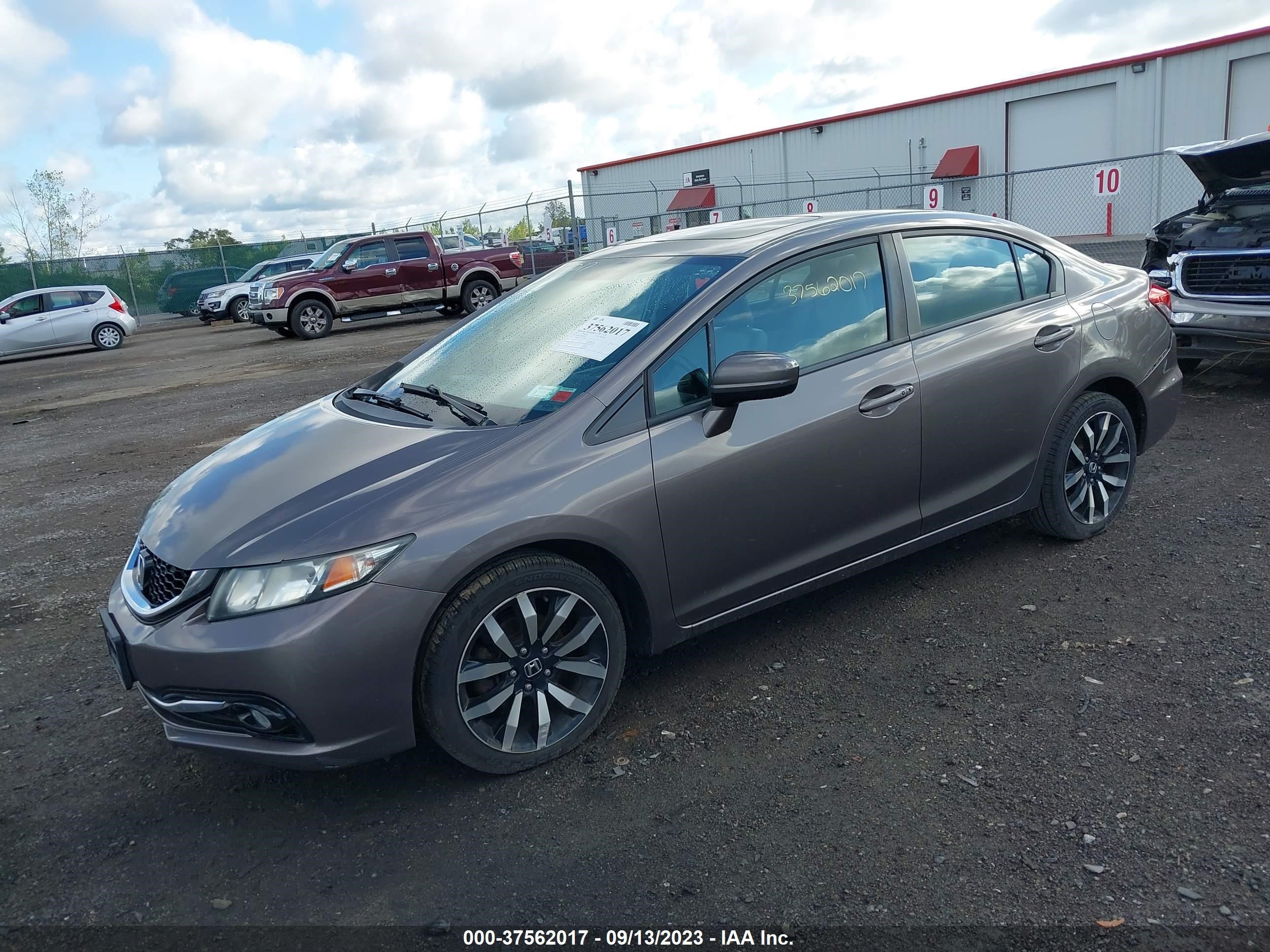 Photo 1 VIN: 19XFB2F91FE235366 - HONDA CIVIC 