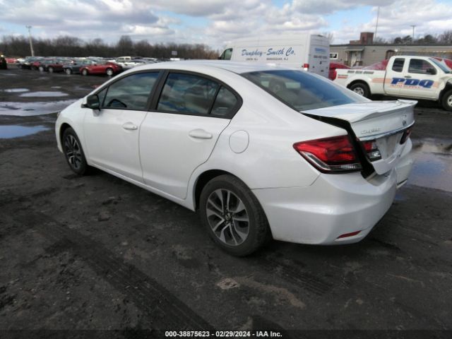 Photo 2 VIN: 19XFB2F92DE208805 - HONDA CIVIC 