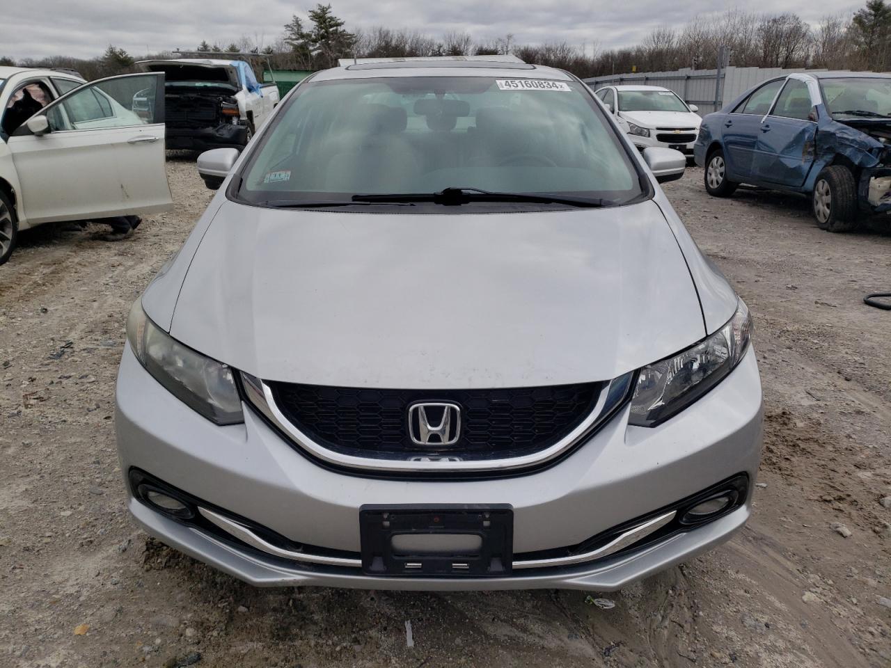 Photo 4 VIN: 19XFB2F92FE013371 - HONDA CIVIC 