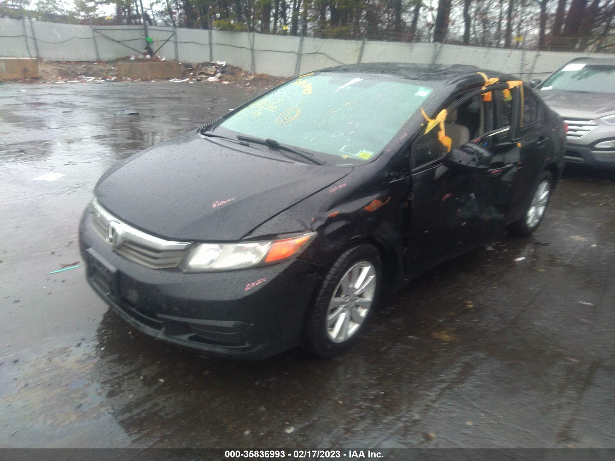 Photo 1 VIN: 19XFB2F93CE348683 - HONDA CIVIC 