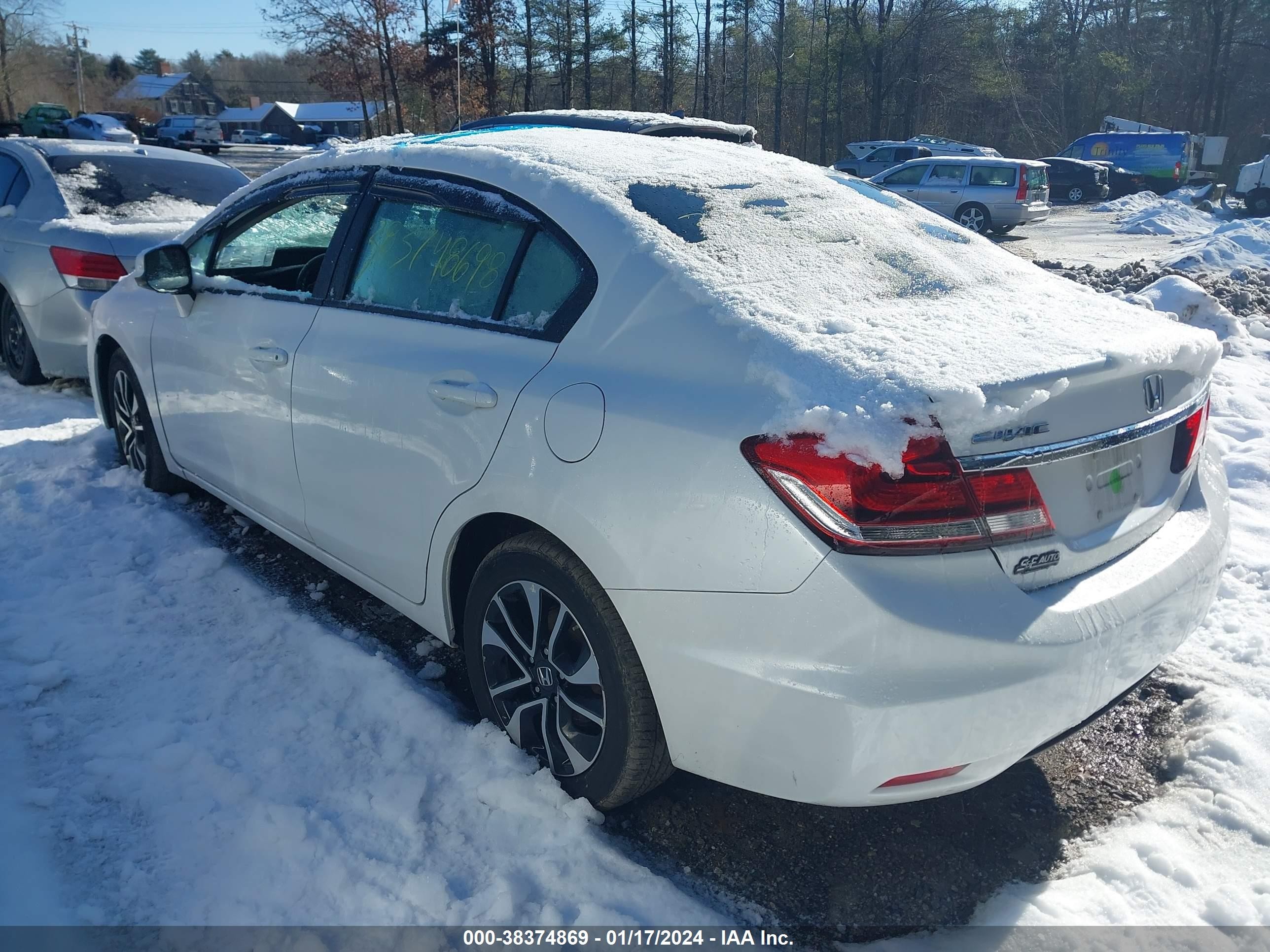 Photo 2 VIN: 19XFB2F93DE220154 - HONDA CIVIC 