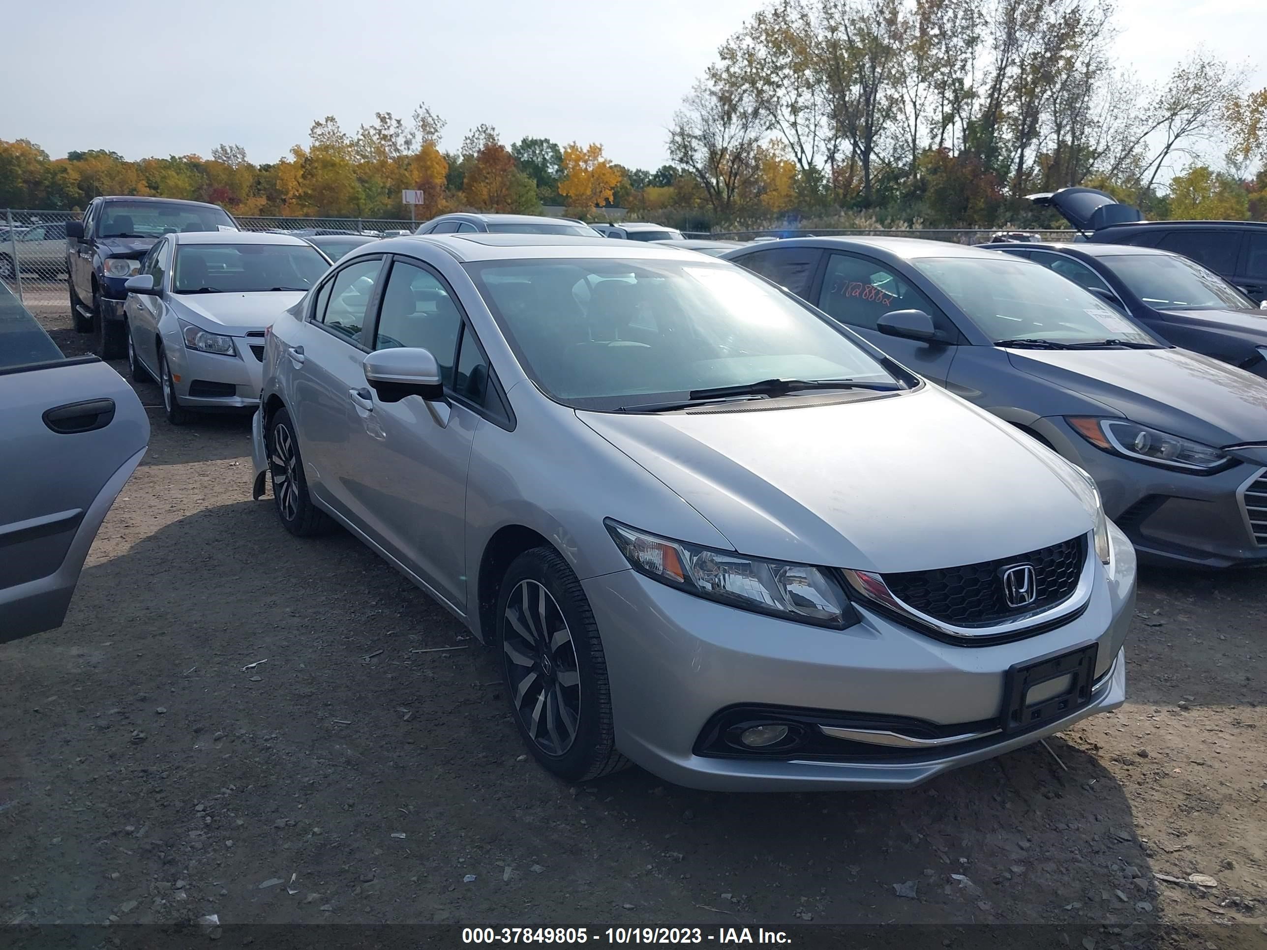 Photo 13 VIN: 19XFB2F93EE018531 - HONDA CIVIC 