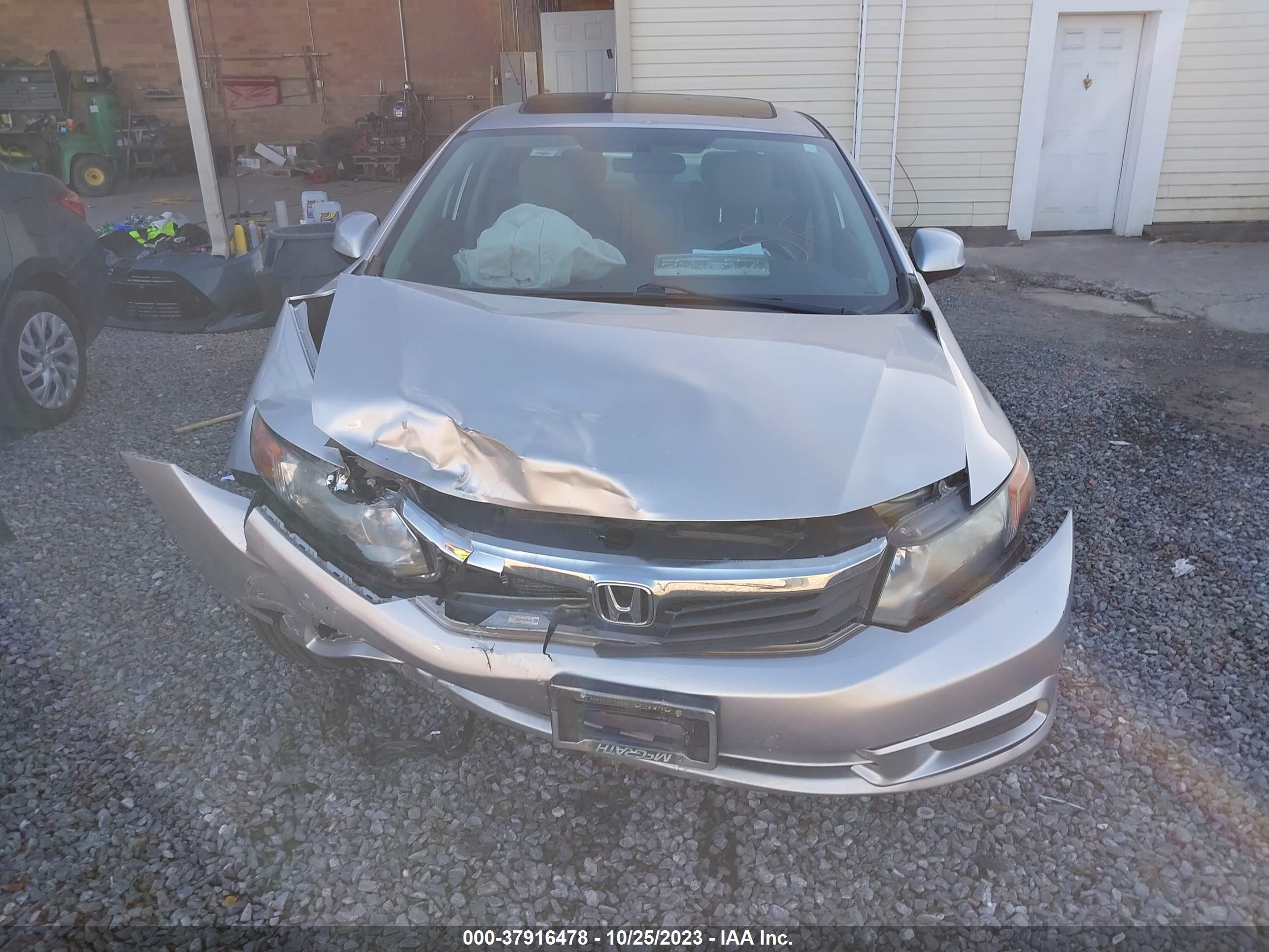 Photo 11 VIN: 19XFB2F94CE039188 - HONDA CIVIC 