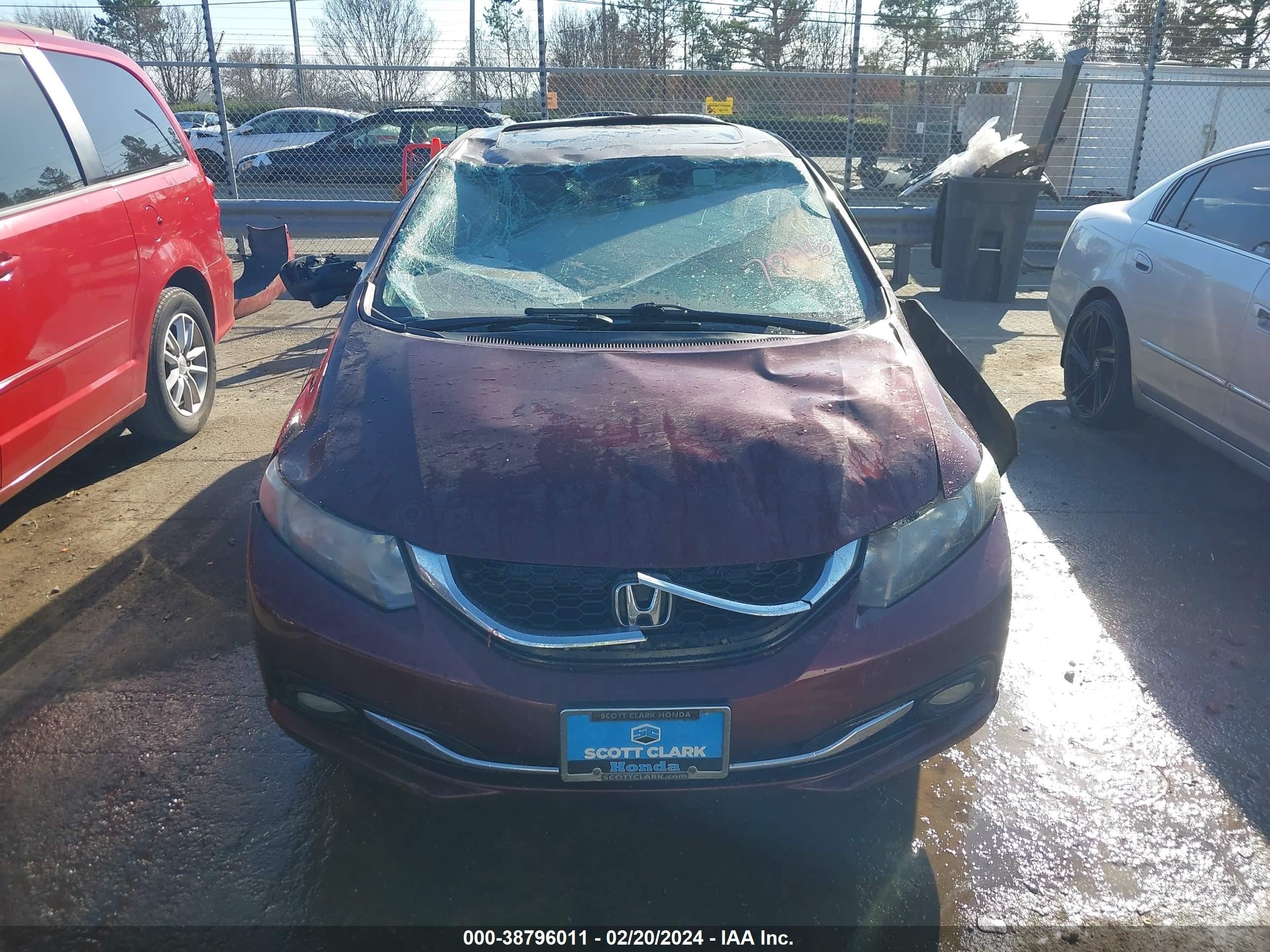 Photo 10 VIN: 19XFB2F94FE097046 - HONDA CIVIC 