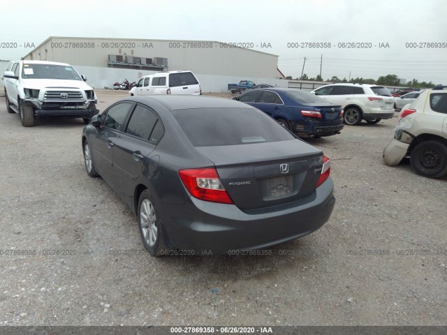 Photo 2 VIN: 19XFB2F95CE026658 - HONDA CIVIC SDN 