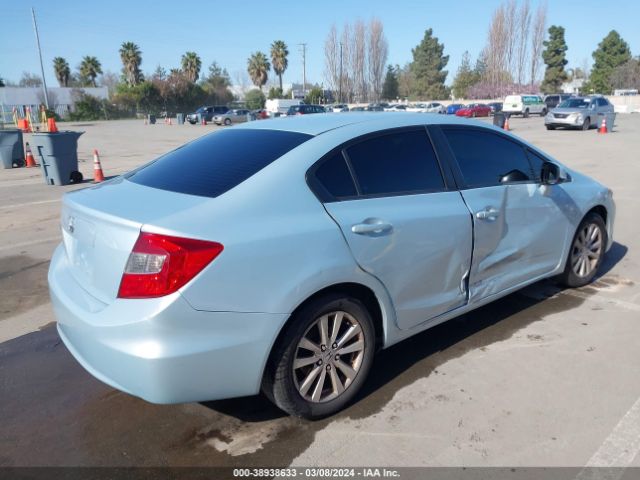 Photo 3 VIN: 19XFB2F95CE331903 - HONDA CIVIC 