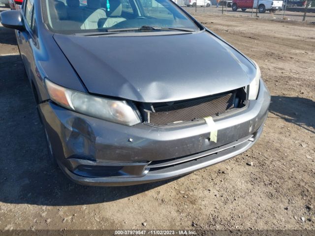 Photo 5 VIN: 19XFB2F95CE338320 - HONDA CIVIC SDN 