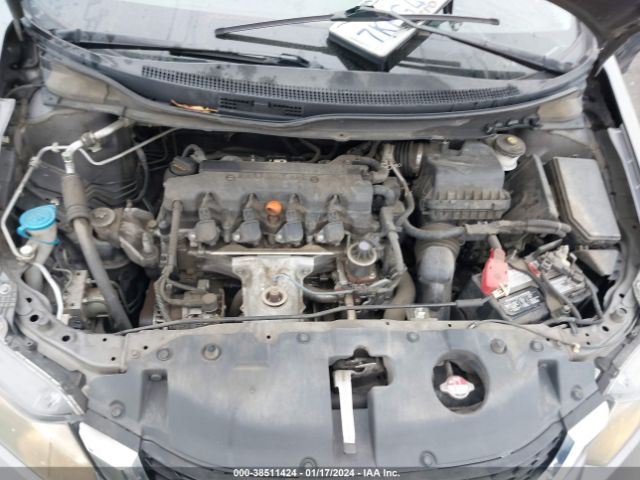 Photo 9 VIN: 19XFB2F95EE273343 - HONDA CIVIC 