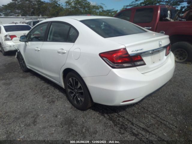 Photo 2 VIN: 19XFB2F96DE028596 - HONDA CIVIC 