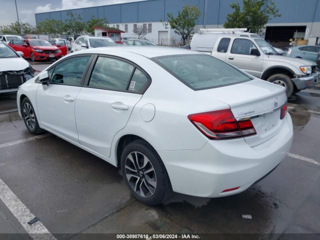 Photo 2 VIN: 19XFB2F96DE282213 - HONDA CIVIC 