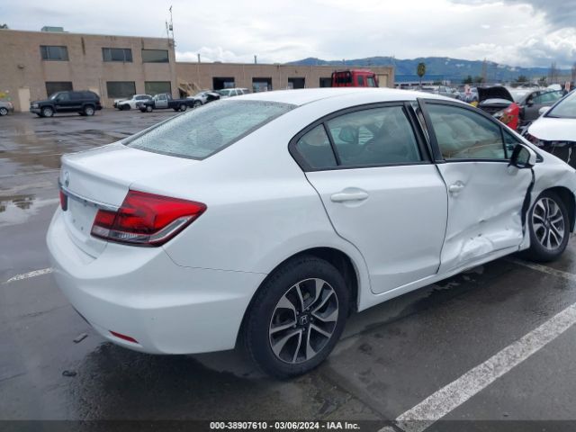 Photo 3 VIN: 19XFB2F96DE282213 - HONDA CIVIC 