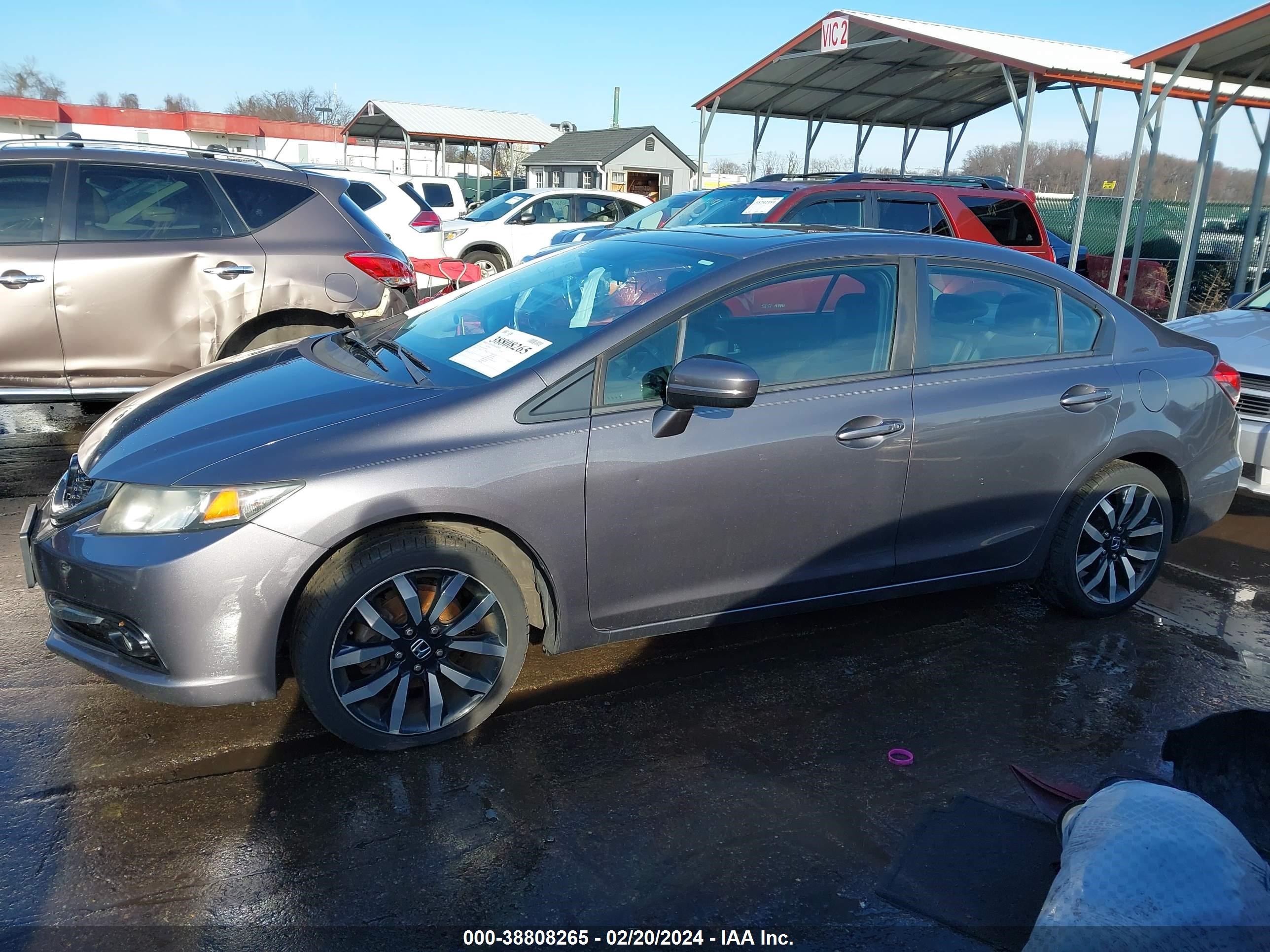 Photo 13 VIN: 19XFB2F96FE260991 - HONDA CIVIC 