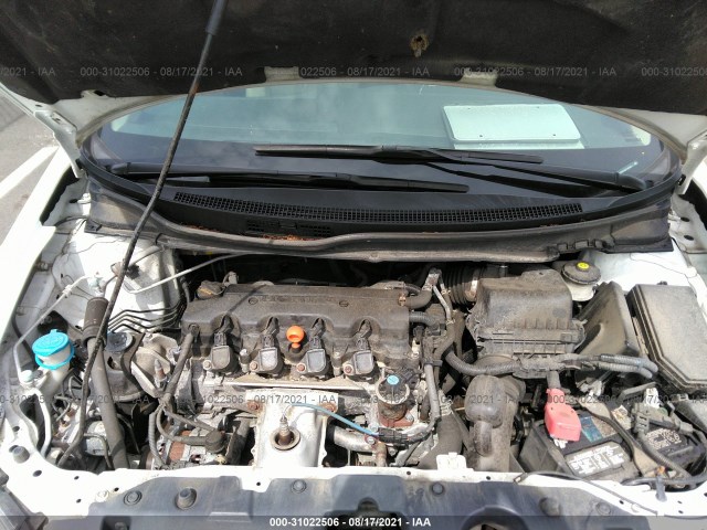 Photo 9 VIN: 19XFB2F98FE208603 - HONDA CIVIC SEDAN 