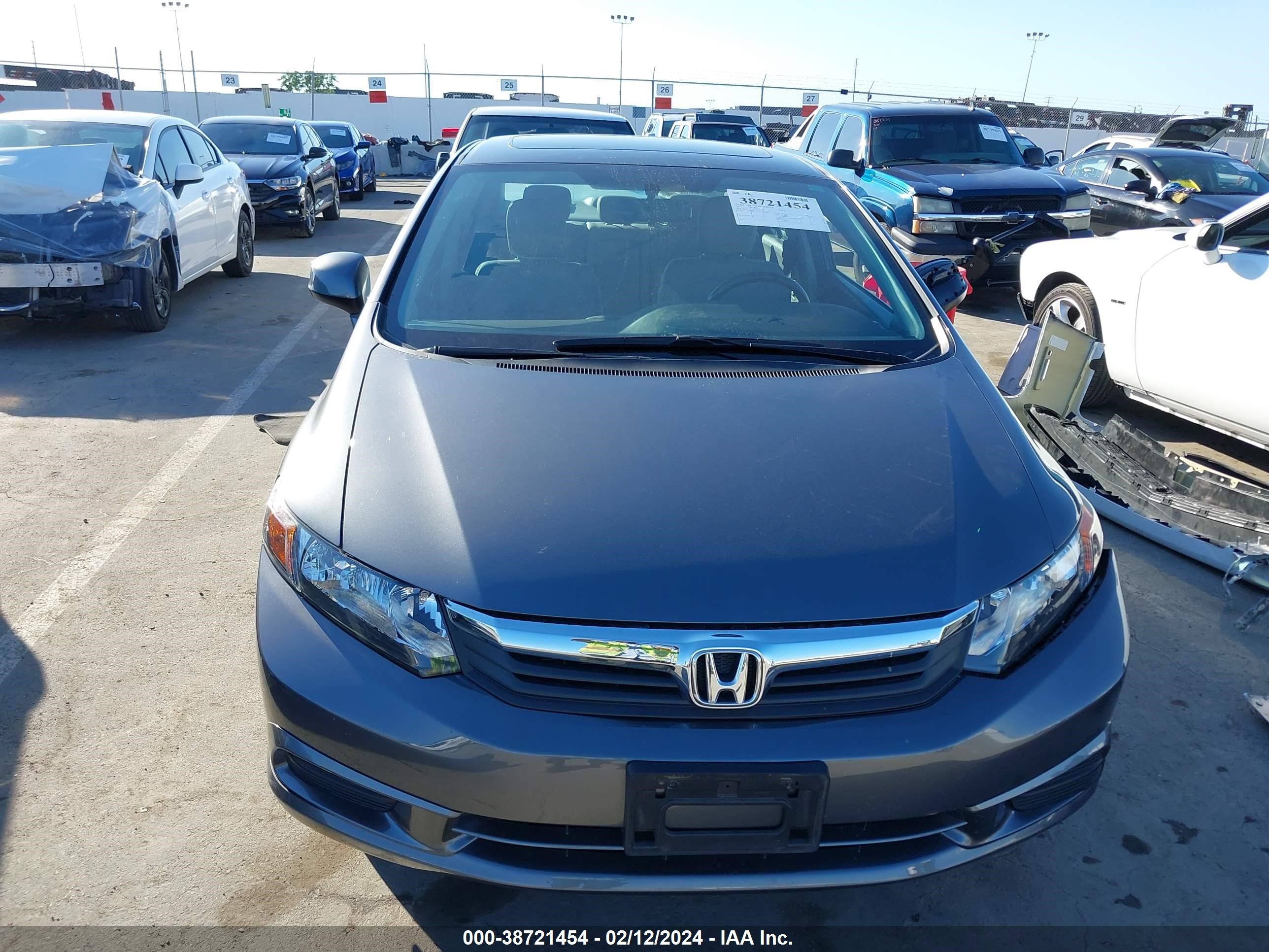 Photo 11 VIN: 19XFB2F99CE342161 - HONDA CIVIC 