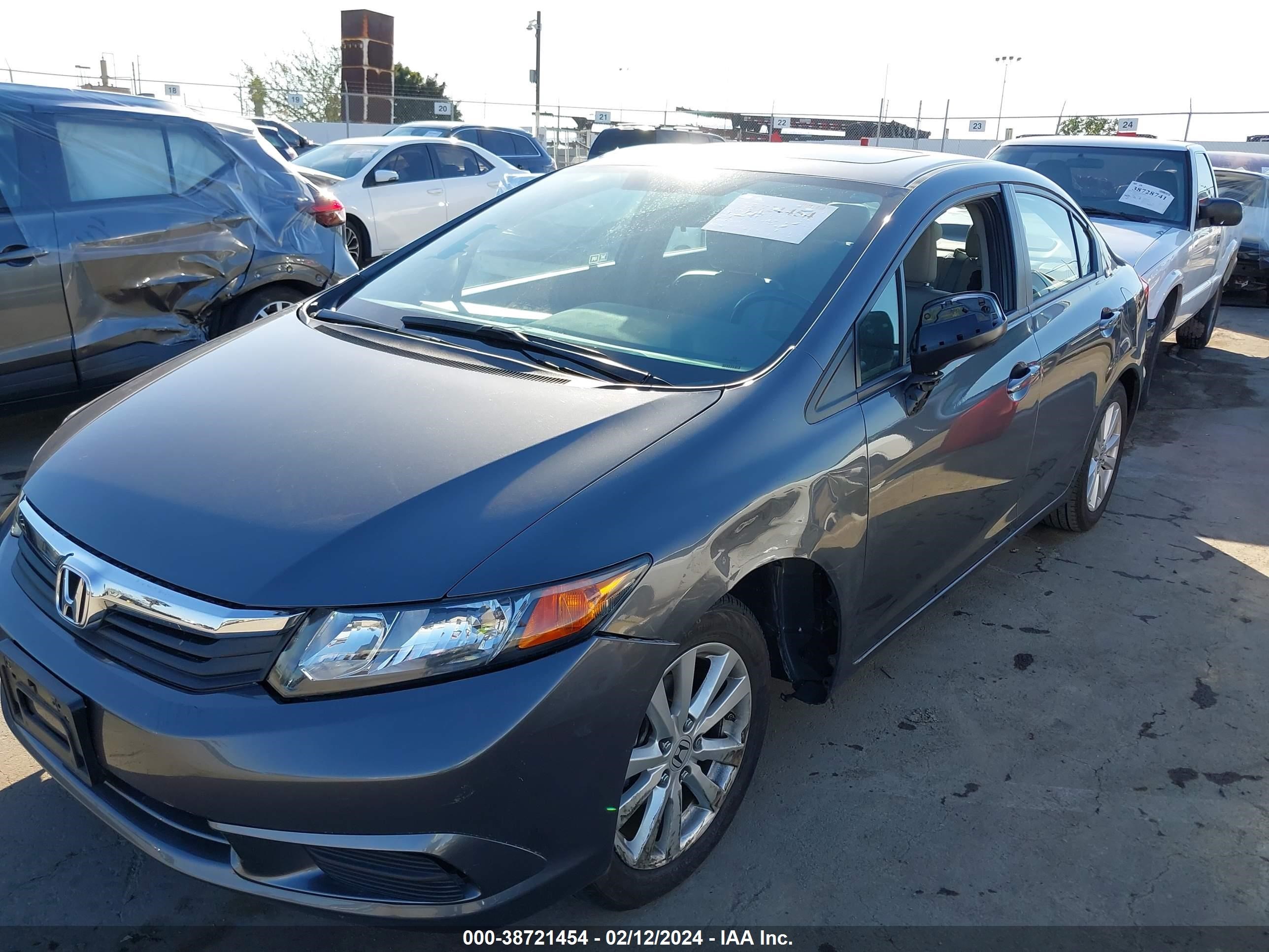 Photo 5 VIN: 19XFB2F99CE342161 - HONDA CIVIC 