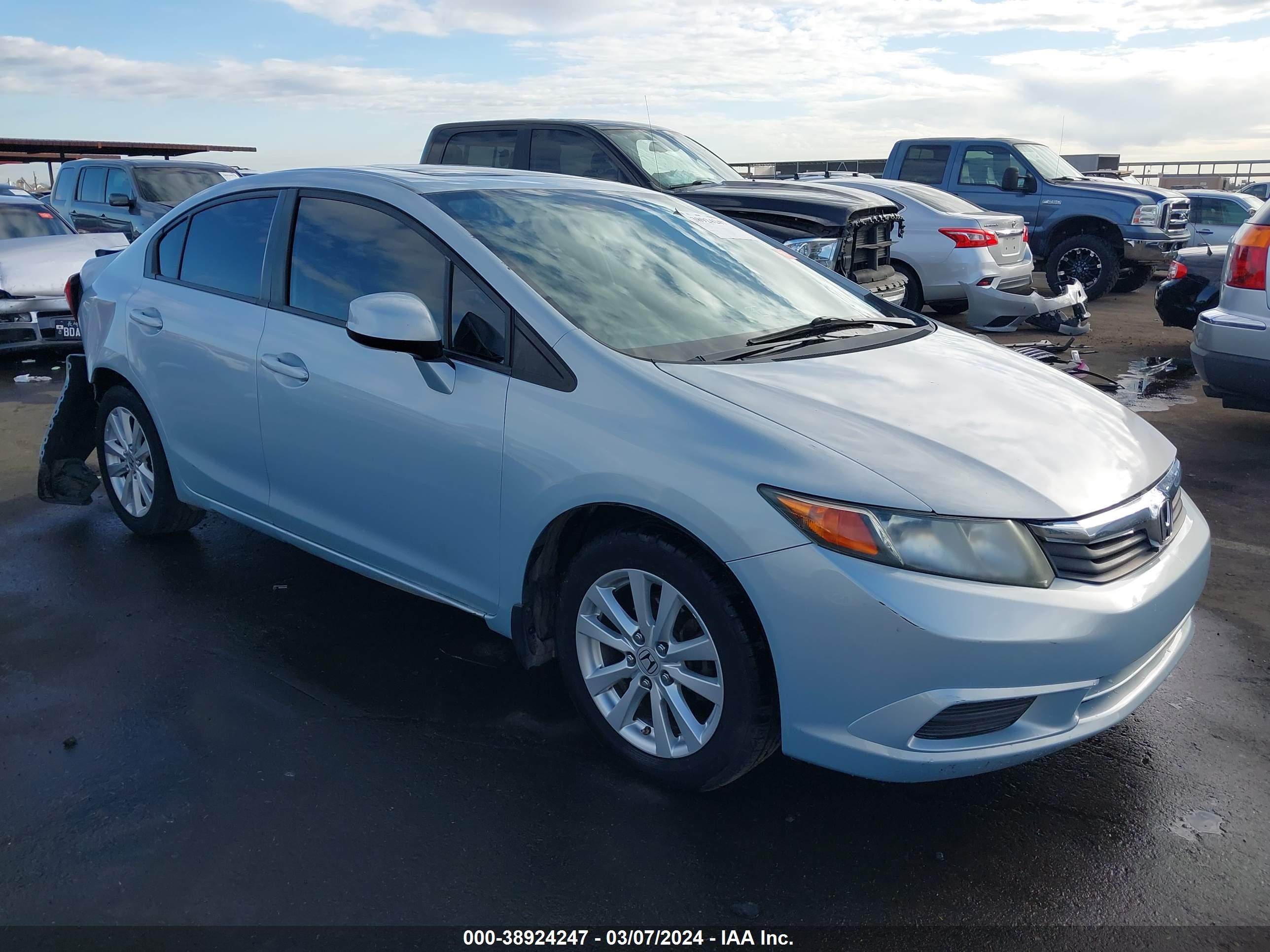 Photo 0 VIN: 19XFB2F99CE349210 - HONDA CIVIC 