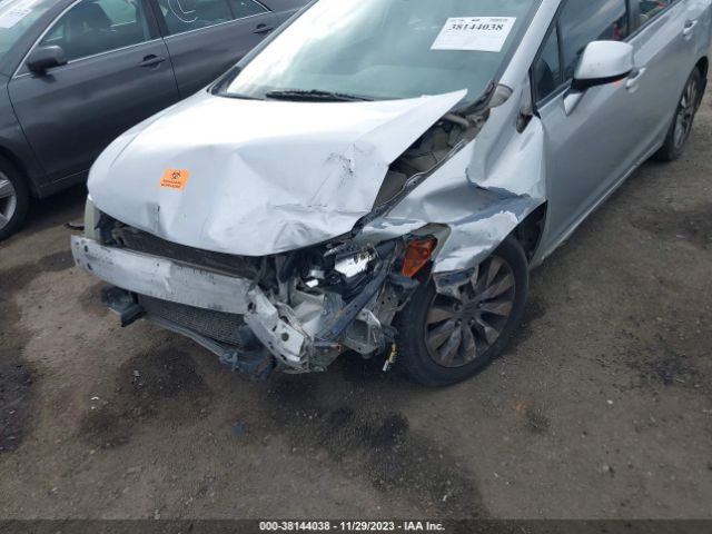 Photo 5 VIN: 19XFB2F9XCE329855 - HONDA CIVIC 