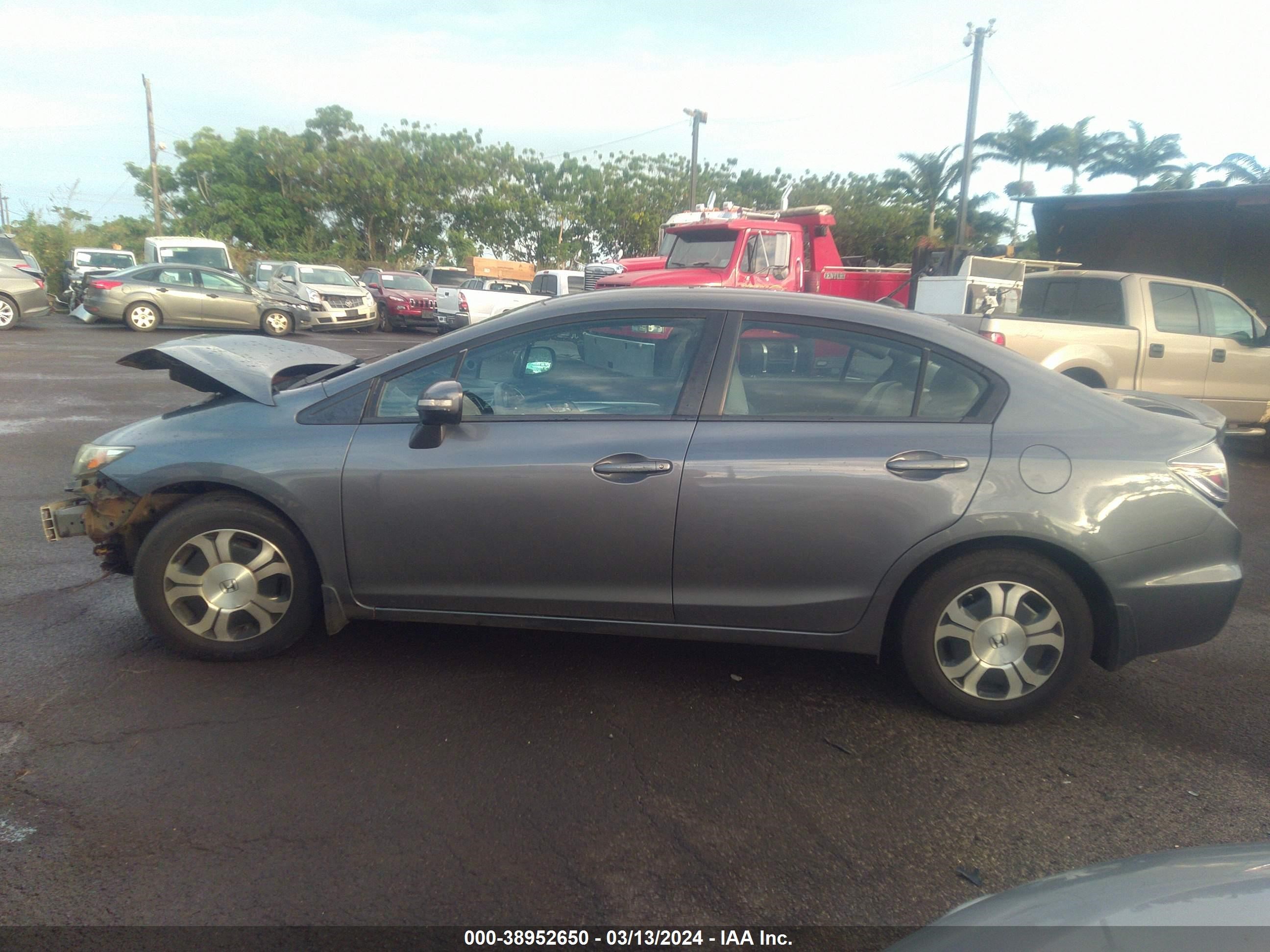 Photo 13 VIN: 19XFB4F21DE003054 - HONDA CIVIC 