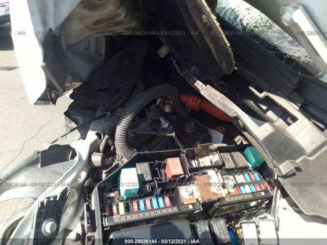 Photo 9 VIN: 19XFB4F29DE002511 - HONDA CIVIC HYBRID 