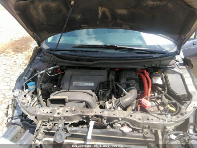 Photo 9 VIN: 19XFB4F38FE001779 - HONDA CIVIC HYBRID 