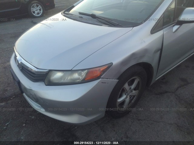 Photo 5 VIN: 19XFB5F52CE001604 - HONDA CIVIC SDN 