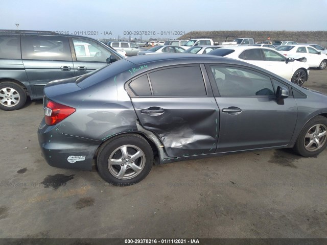 Photo 5 VIN: 19XFB5F56CE001749 - HONDA CIVIC SDN 