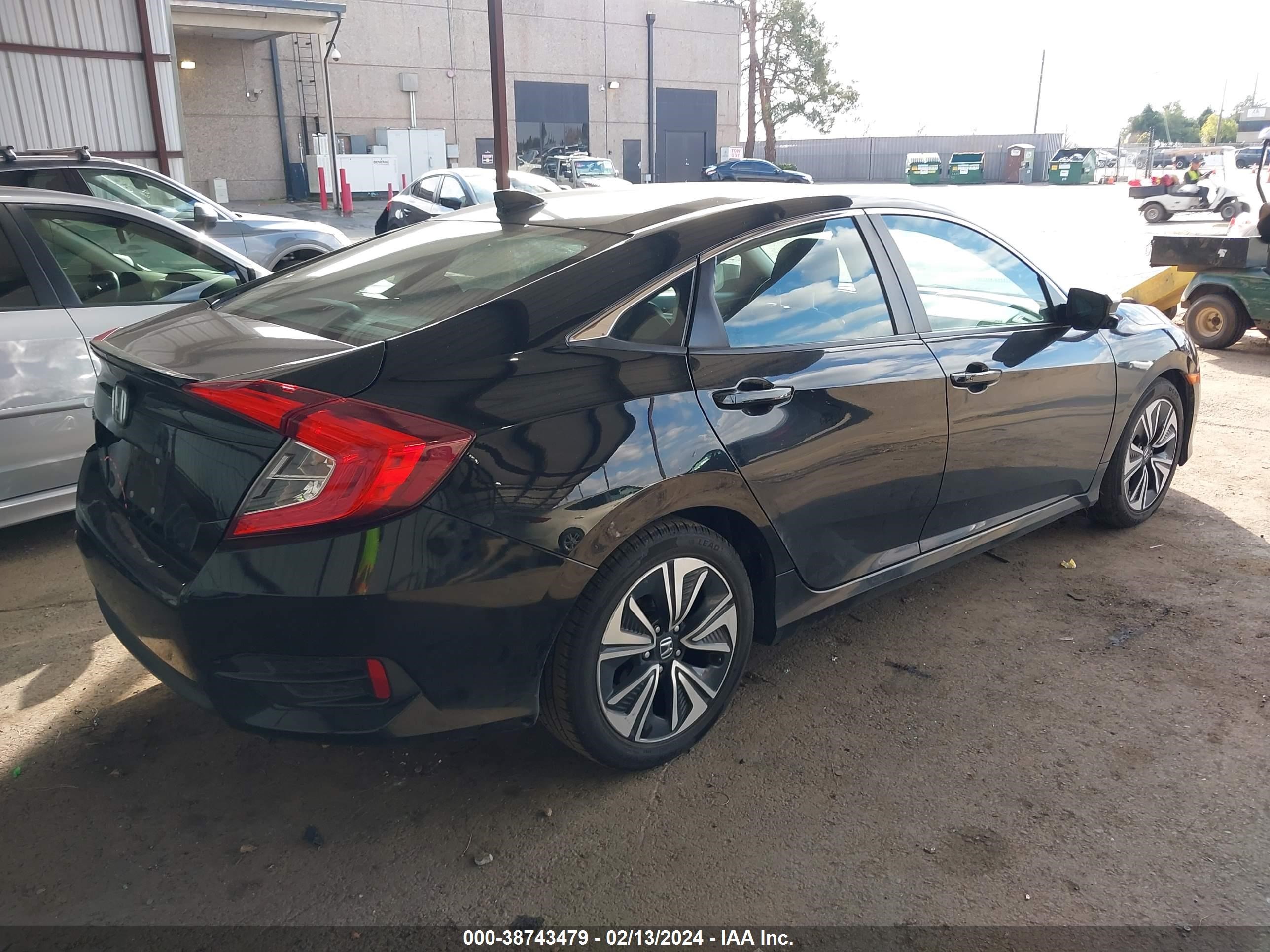 Photo 3 VIN: 19XFC1F30HE213171 - HONDA CIVIC 