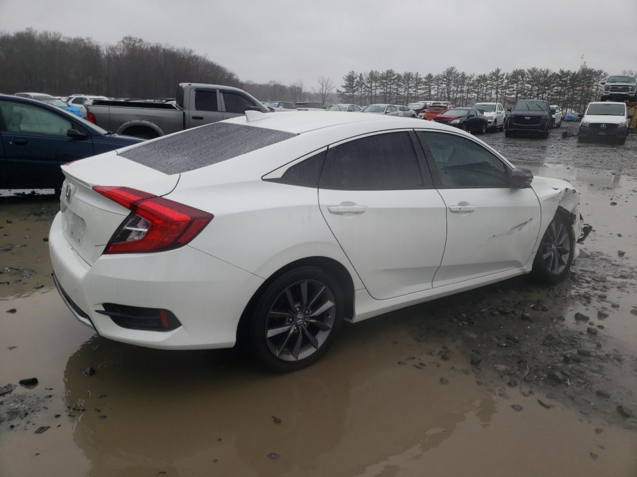 Photo 2 VIN: 19XFC1F30KE214635 - HONDA CIVIC 