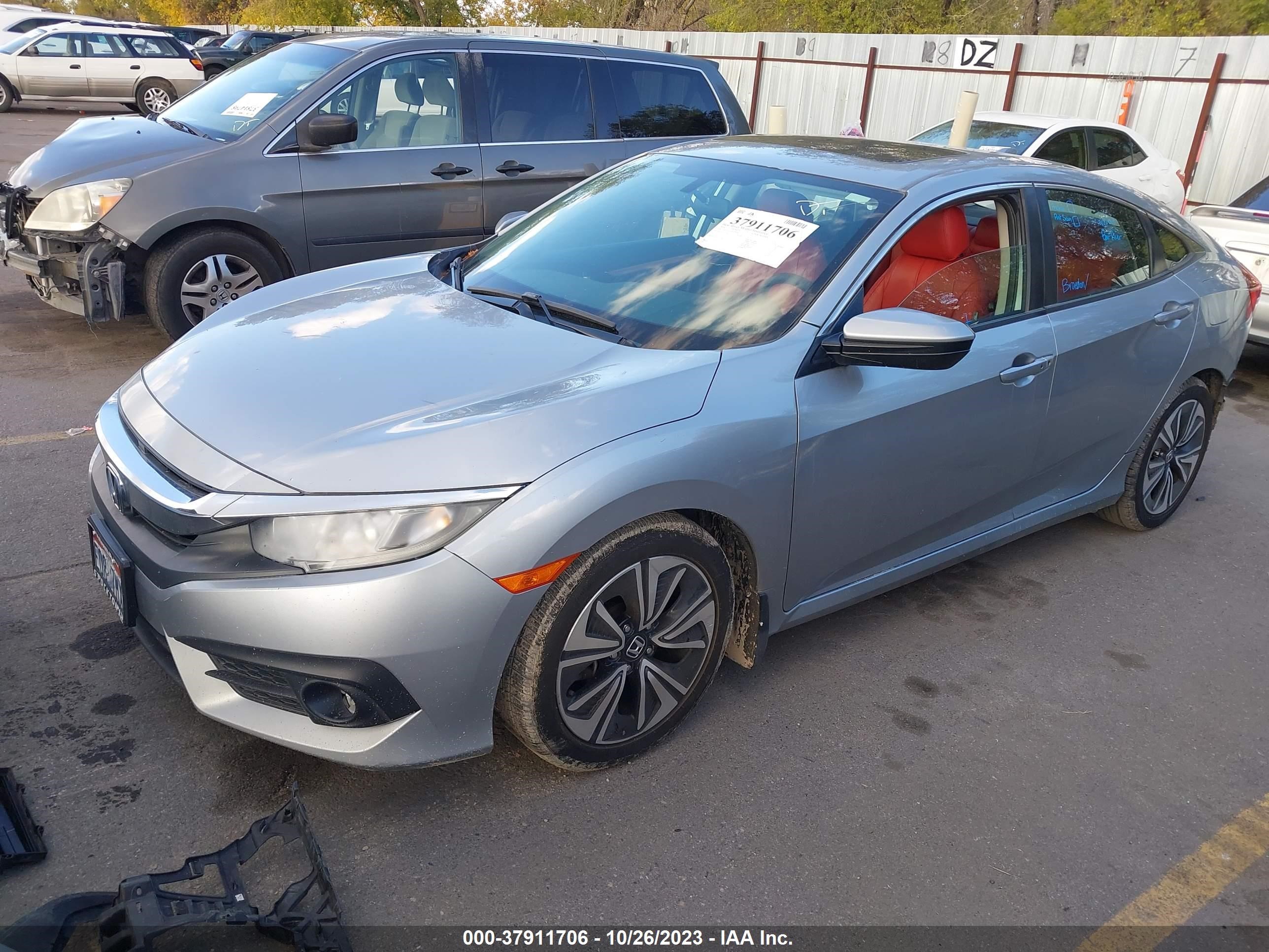 Photo 1 VIN: 19XFC1F31GE029100 - HONDA CIVIC 