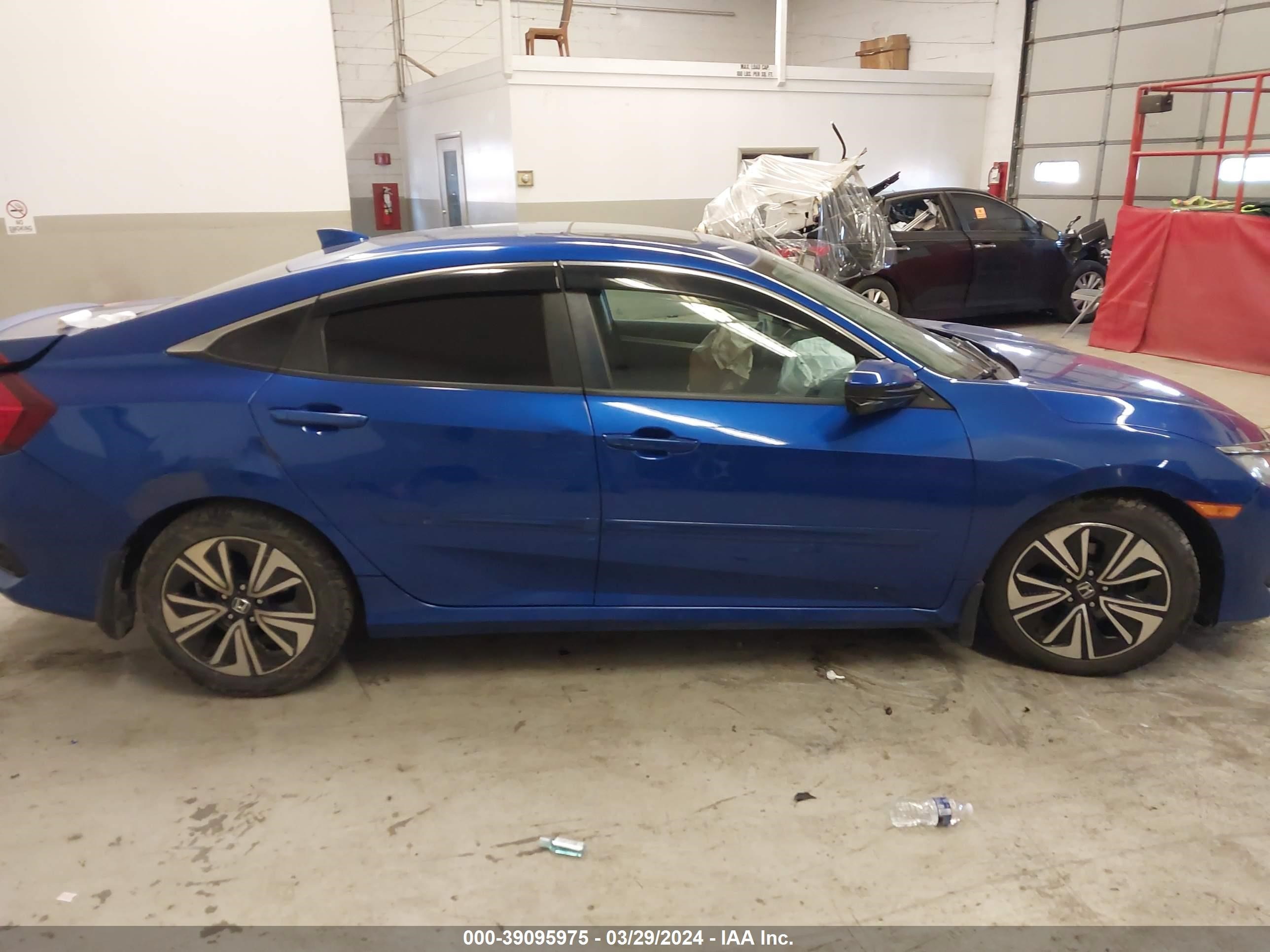 Photo 12 VIN: 19XFC1F31GE203747 - HONDA CIVIC 