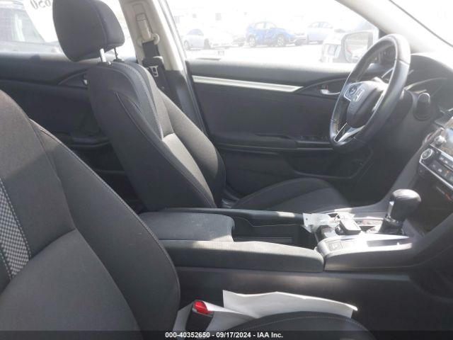 Photo 4 VIN: 19XFC1F33KE211194 - HONDA CIVIC 