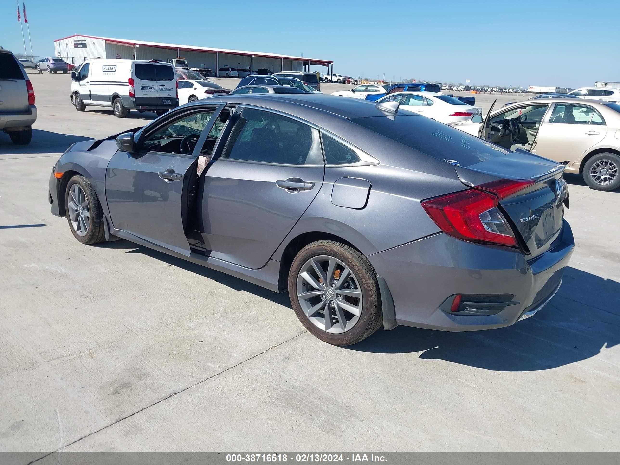 Photo 2 VIN: 19XFC1F35ME009802 - HONDA CIVIC 