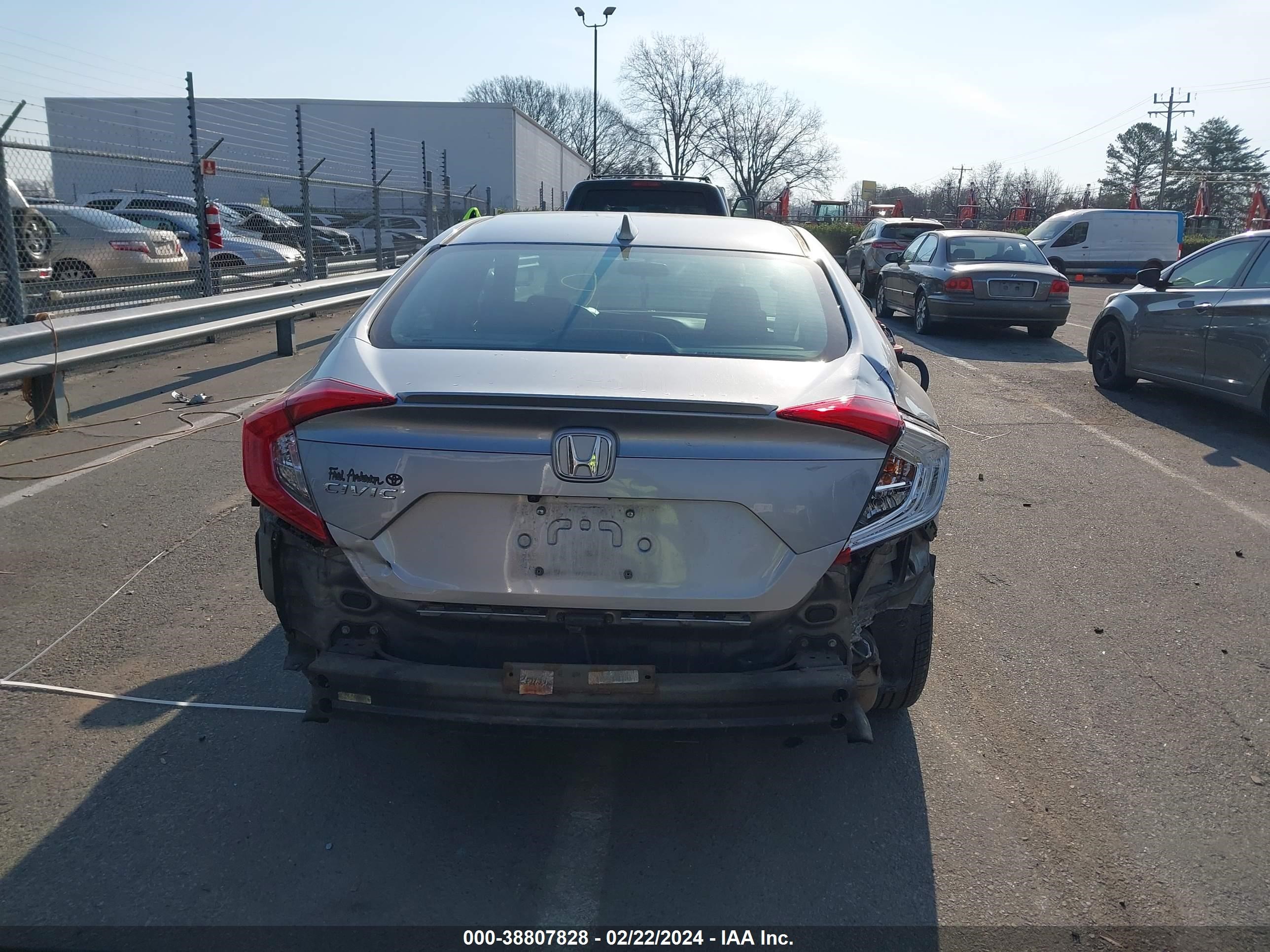 Photo 15 VIN: 19XFC1F36GE008890 - HONDA CIVIC 