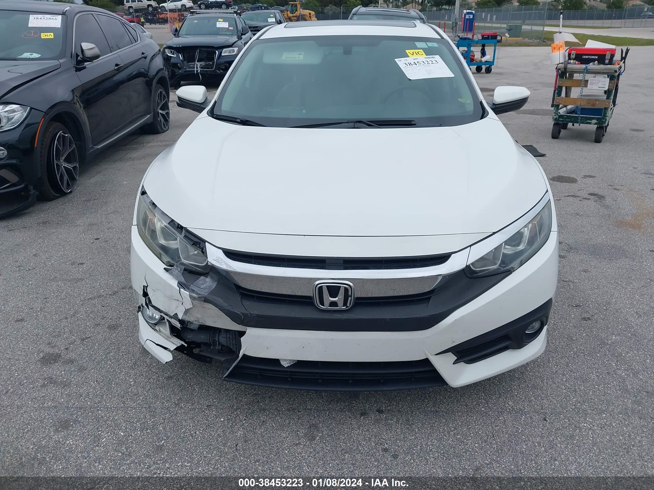 Photo 11 VIN: 19XFC1F36GE012700 - HONDA CIVIC 