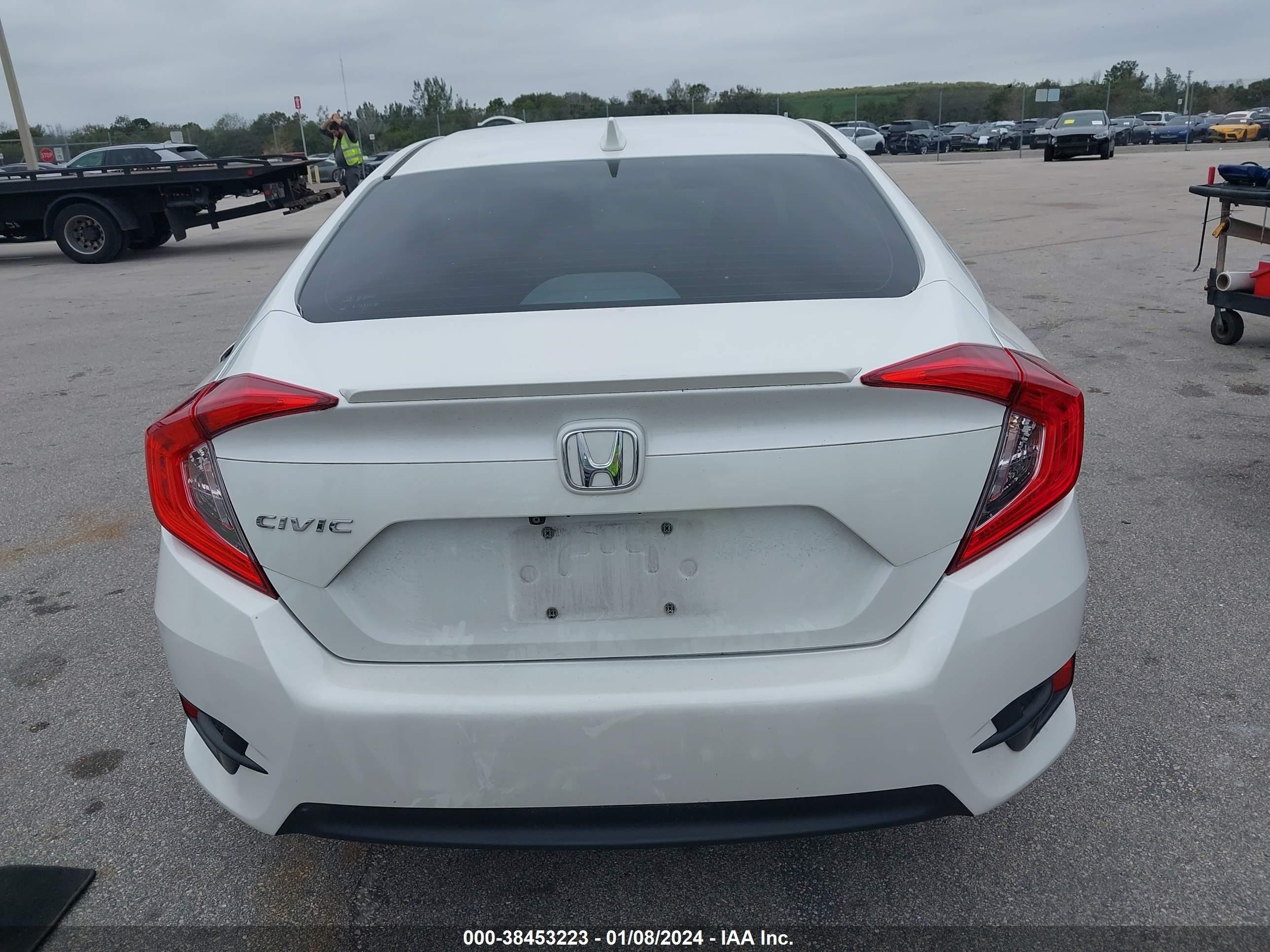 Photo 15 VIN: 19XFC1F36GE012700 - HONDA CIVIC 