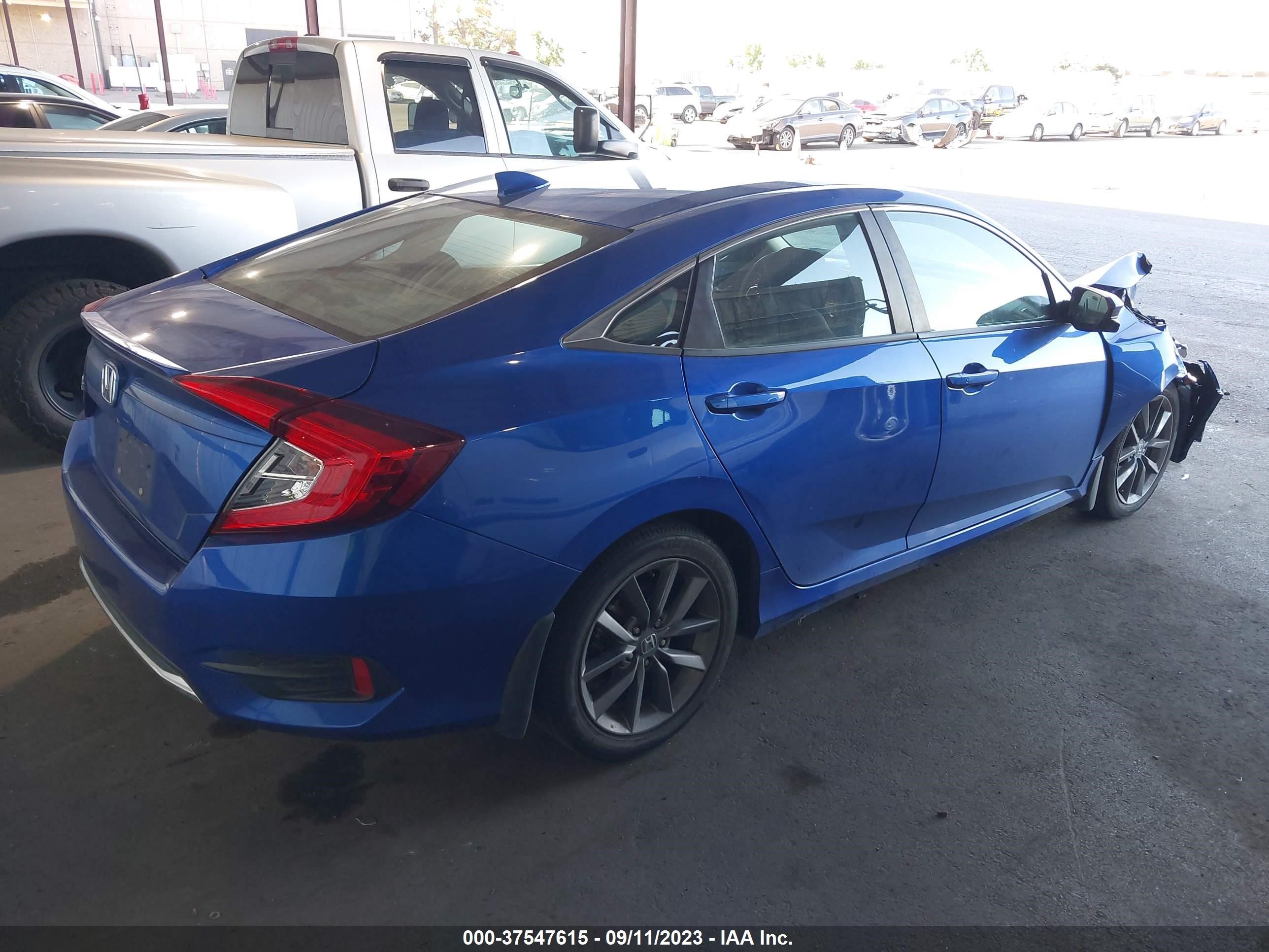 Photo 3 VIN: 19XFC1F37KE211165 - HONDA CIVIC 