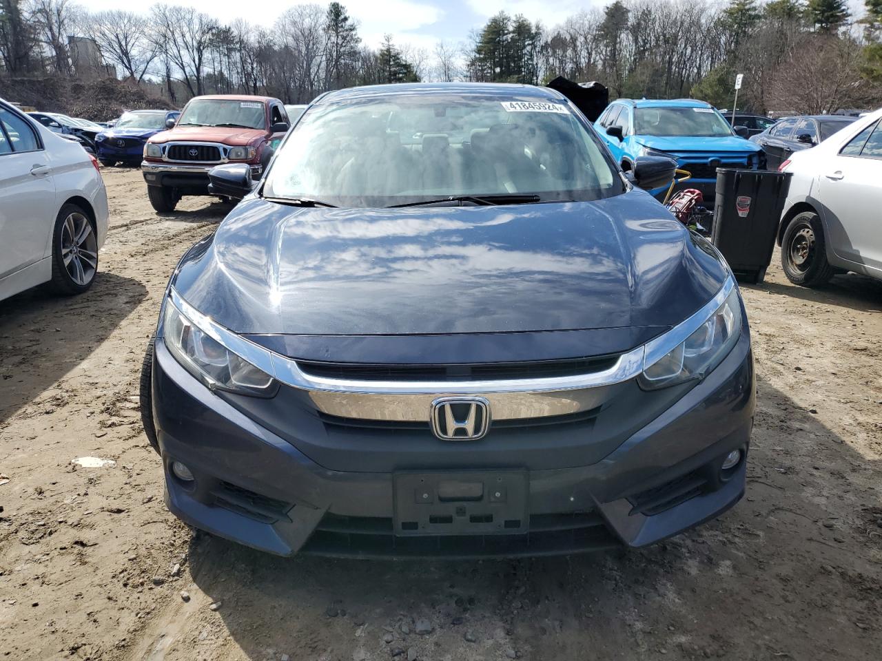 Photo 4 VIN: 19XFC1F38GE217693 - HONDA CIVIC 