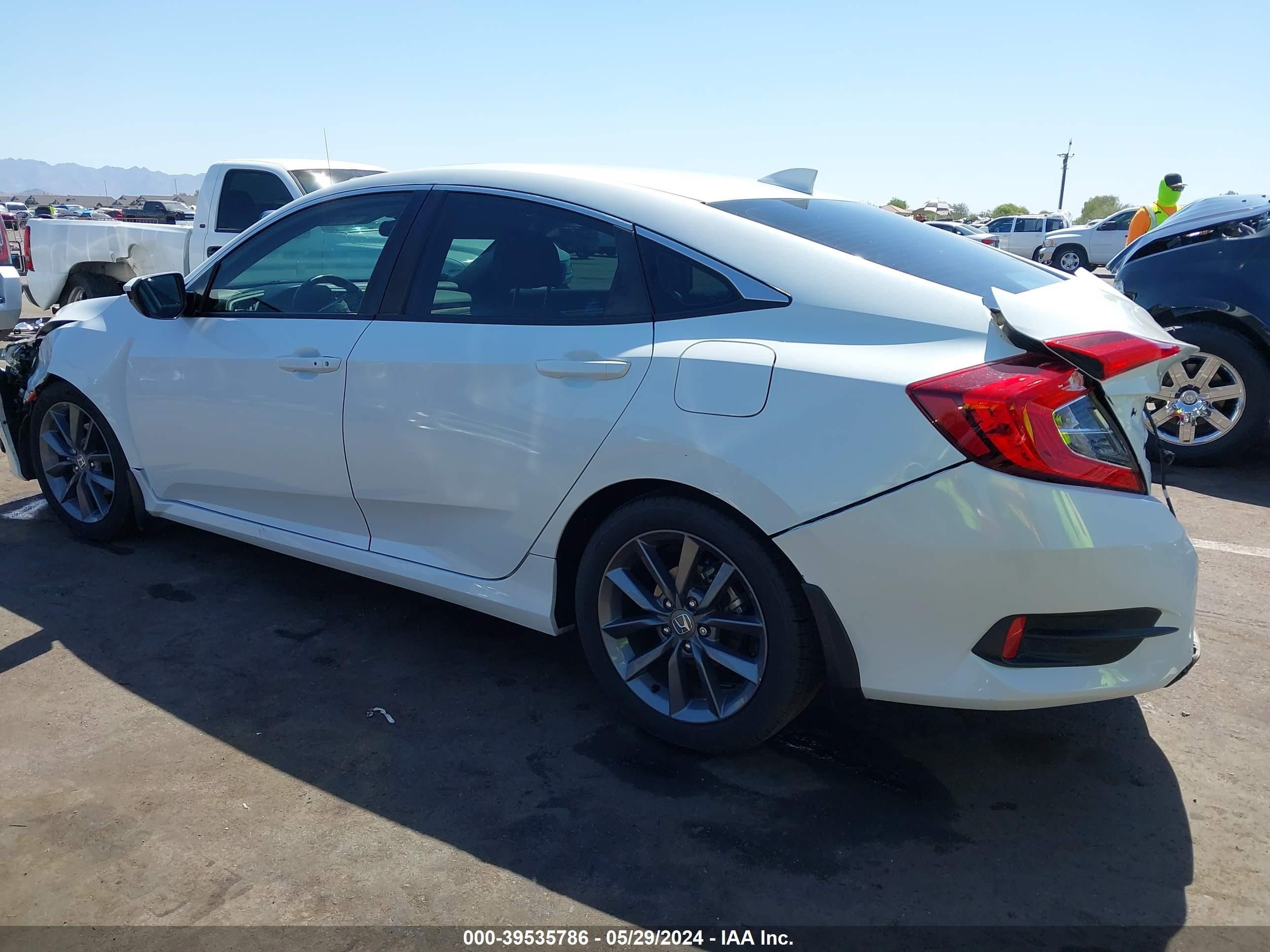 Photo 2 VIN: 19XFC1F38KE017972 - HONDA CIVIC 