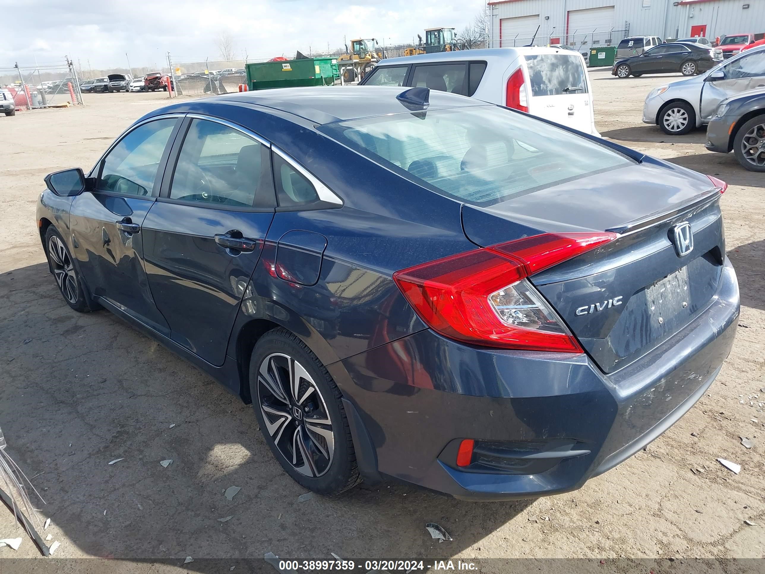 Photo 2 VIN: 19XFC1F70GE001680 - HONDA CIVIC 