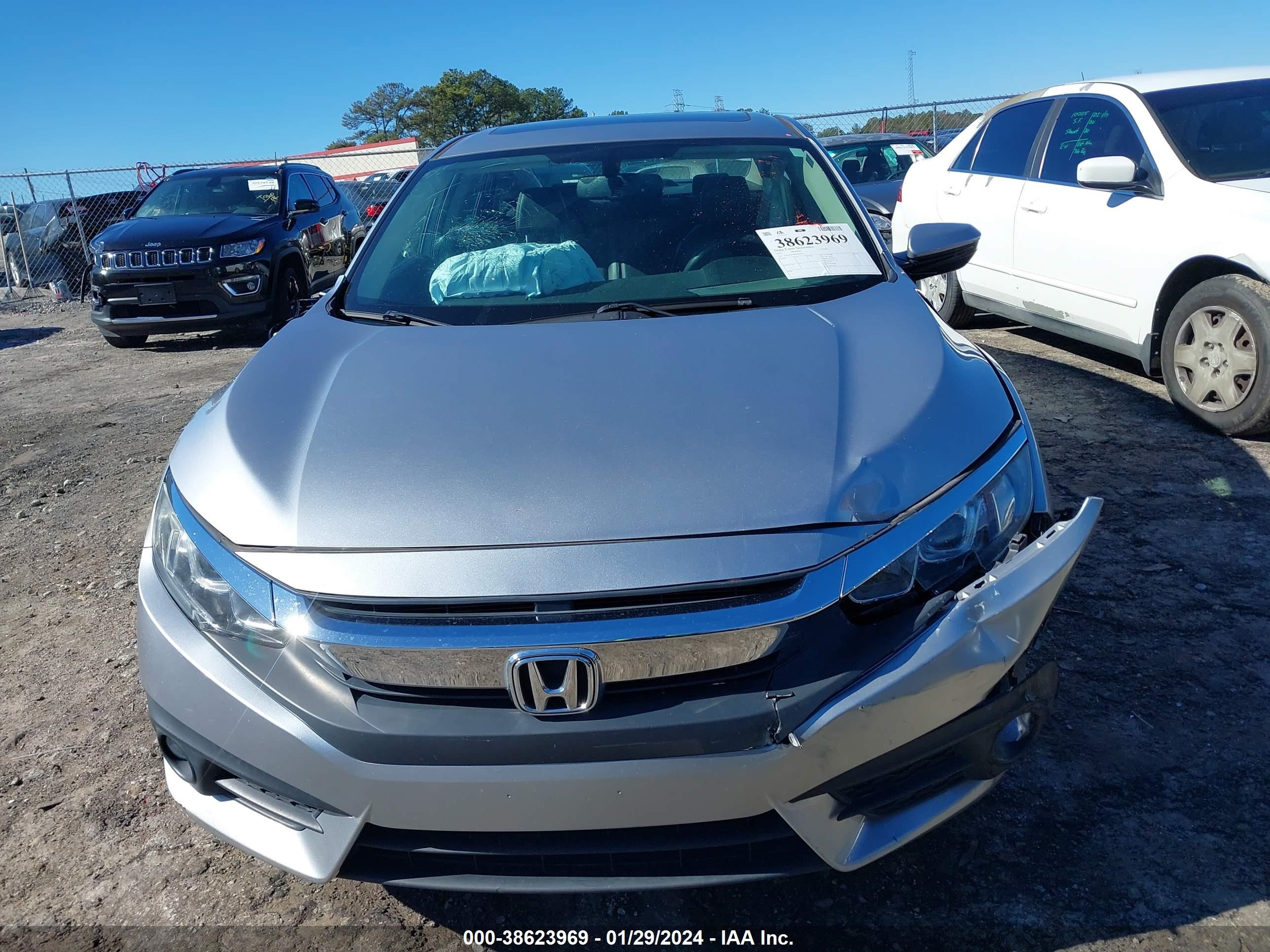 Photo 11 VIN: 19XFC1F70HE029416 - HONDA CIVIC 