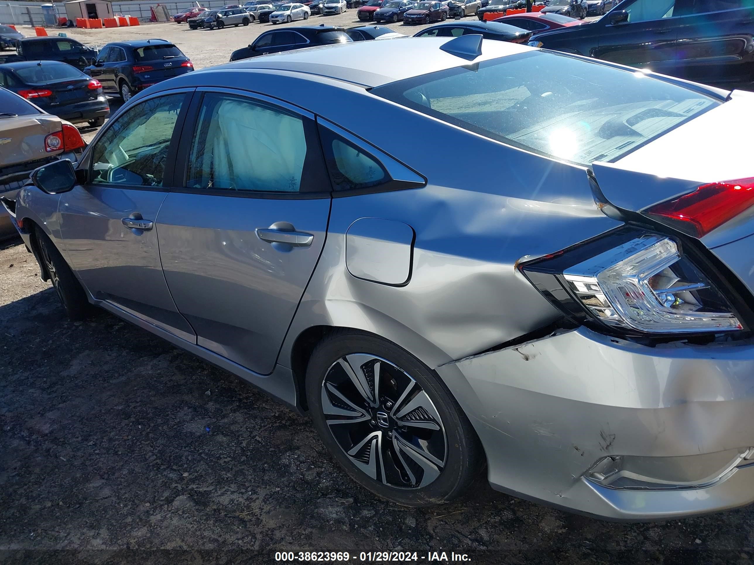 Photo 13 VIN: 19XFC1F70HE029416 - HONDA CIVIC 