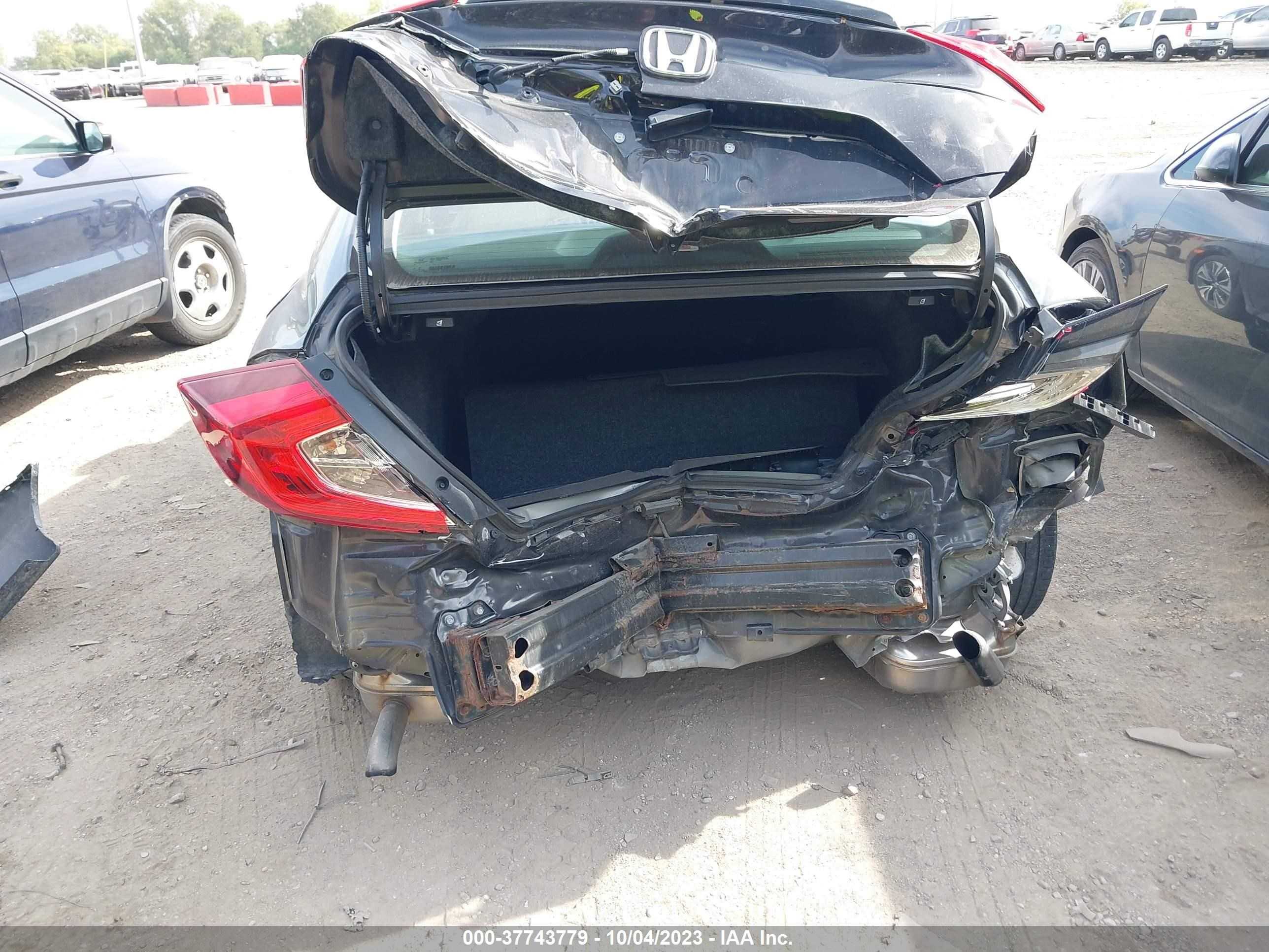 Photo 5 VIN: 19XFC1F76HE003144 - HONDA CIVIC 