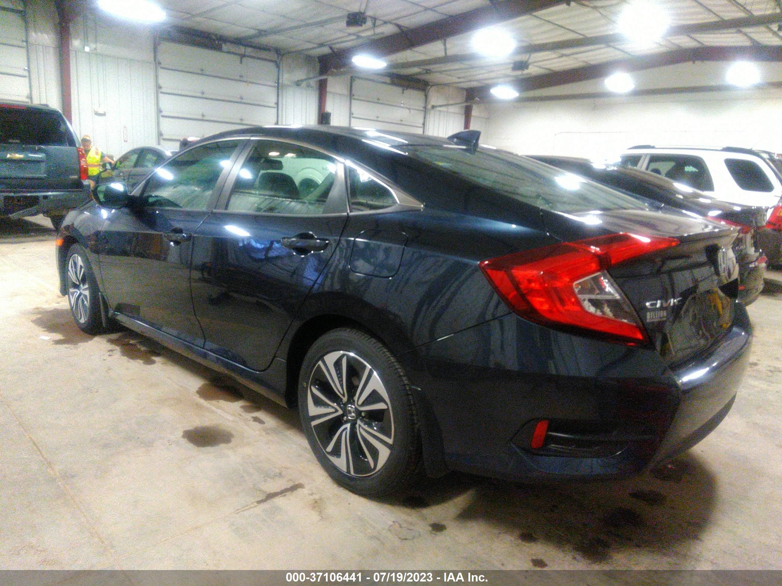 Photo 2 VIN: 19XFC1F78HE025548 - HONDA CIVIC 